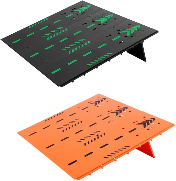 Foldable RC Jump Ramp, Takeoff Board Stunt Set for 1/12 1/14 1/16 1/18 1/24 Remote Control Cars, High-Strength Quick Assembly Foldable RC Jumping Ramp (Black)