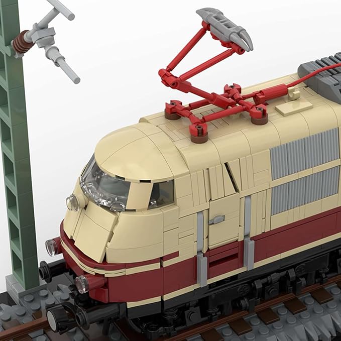 Locomotive Building Blocks, BR103 Electric Locomotive Building Blocks Set, Remote Control Train Kit with PF Motor, German Class 103 Train Model, Ornaments Gift, Dynamic Version, 2561PCS
