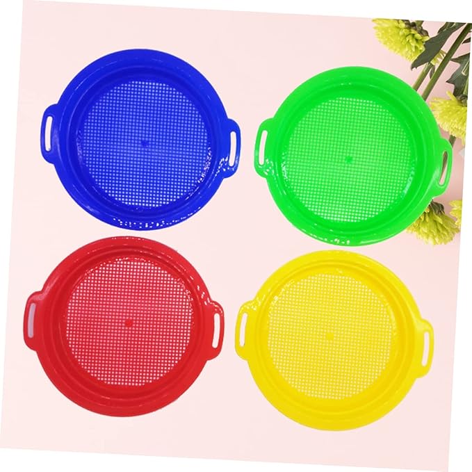 BESPORTBLE 4pcs Plastic Beach Sand Sieve for Lightweight and Sifters in Red Yellow Blue Green Outdoor Sandbox and Beach Play Accessories